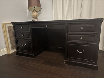 Executive Work Desk