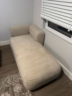chase lounge / corner