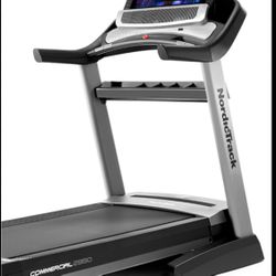 Nordic rack Commercial 2950 Treadmill