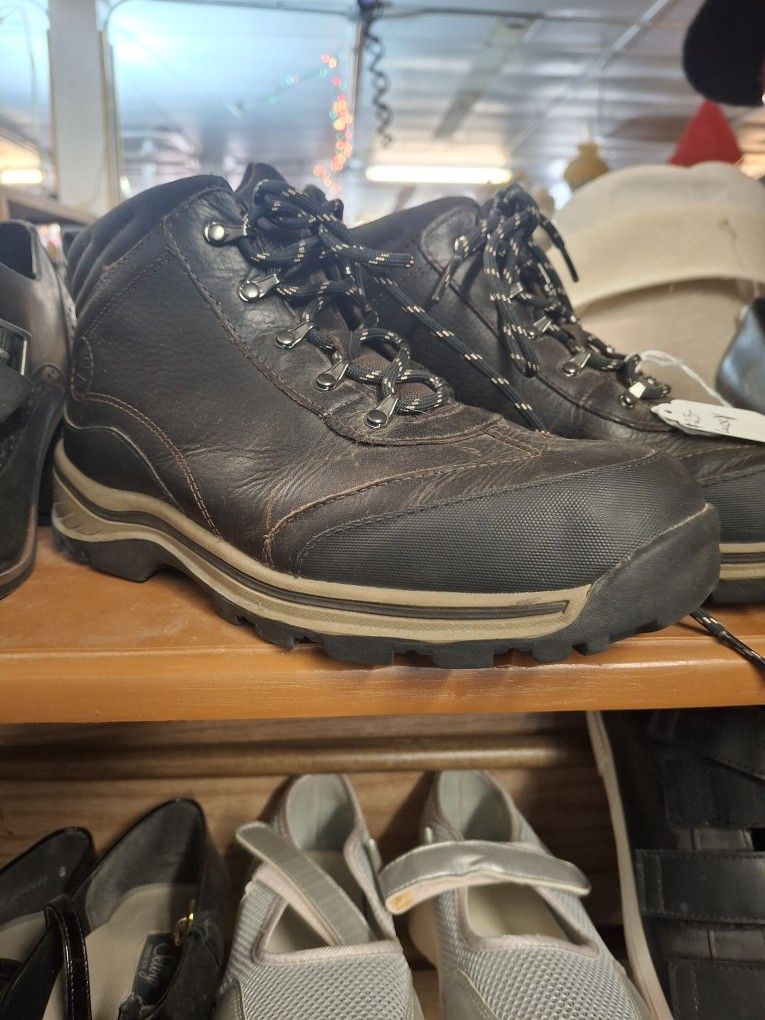 Ladies Hiking Boots