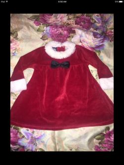 Christmas dress with a hand made bow sz 6-9m