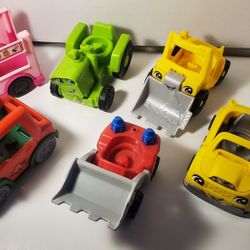 Fisher-Price Little People Vehicles Set 6 read description for details