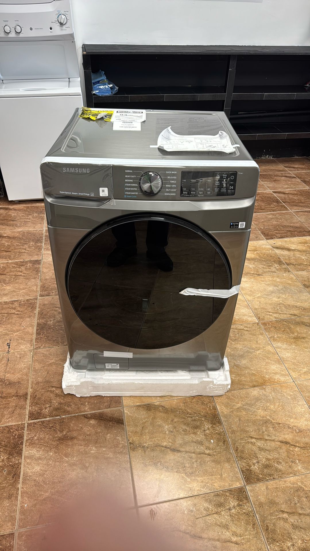 Front Load Washing Machine