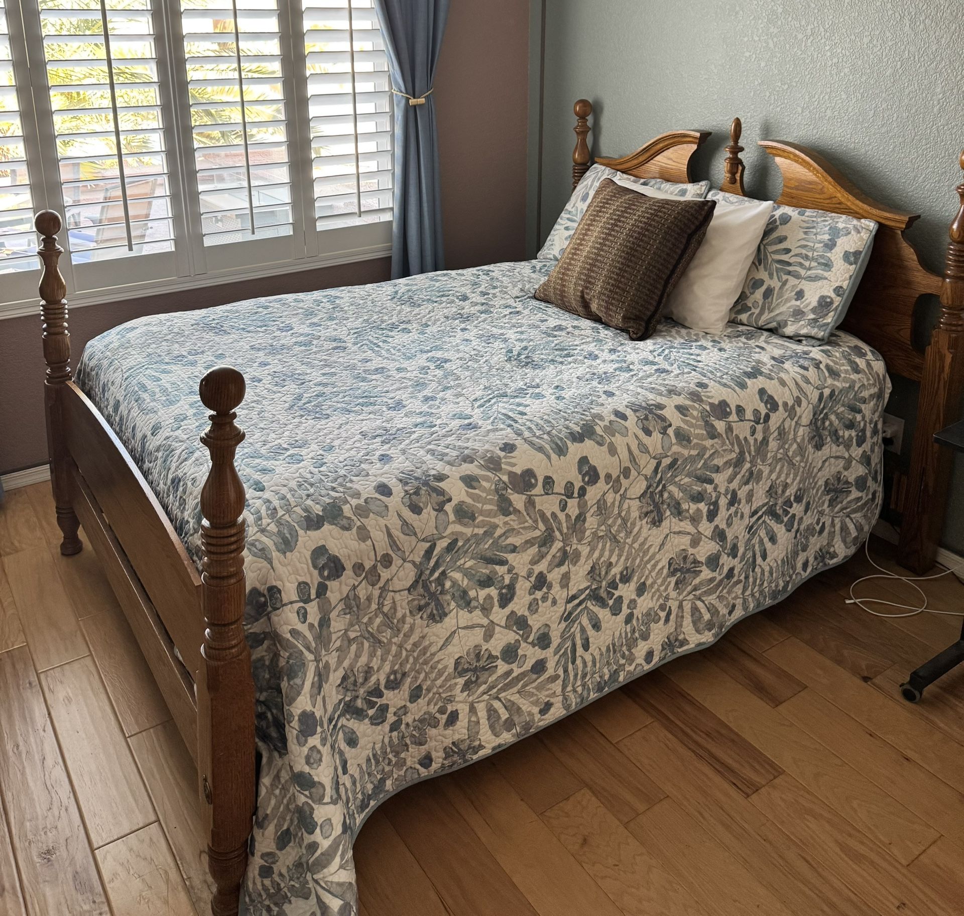 Double Bed With Mattress (solid oak)
