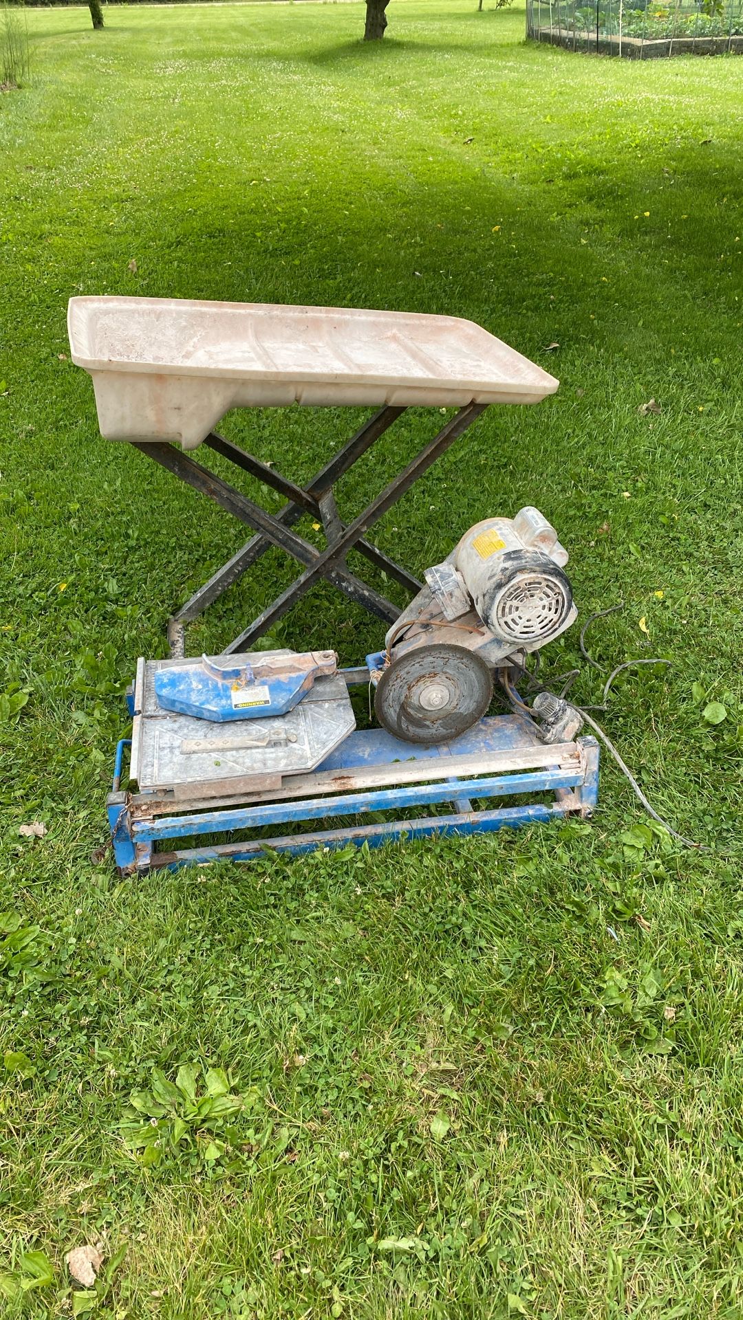 tile saw