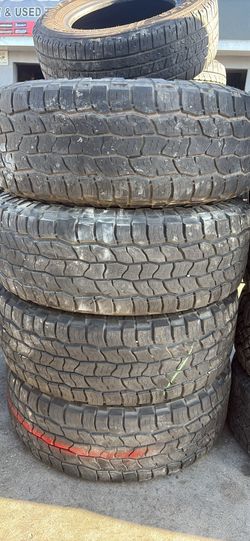 The used tires with 80% the life brand Copper 285/70/R17