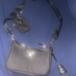  Prada Re-Edition 2005 Re-Nylon bag  