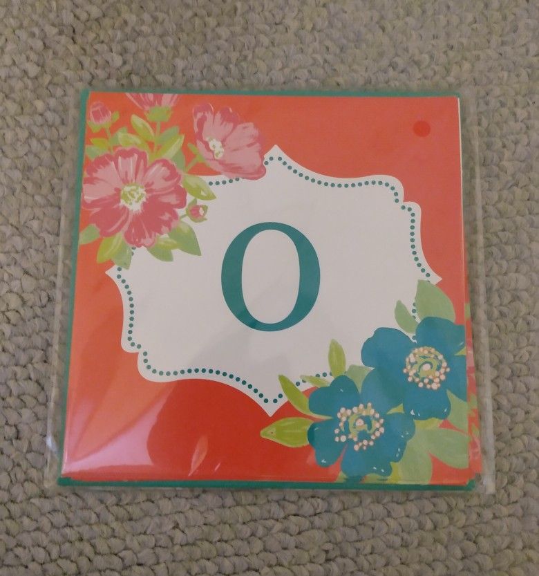 BRAND NEW IN PACKAGE MICHAEL'S FLORAL PUNCH SQUARE INITIAL 'O' BLANK INSIDE NOTECARDS & MAILABLE ENVELOPES SET - 6 CT