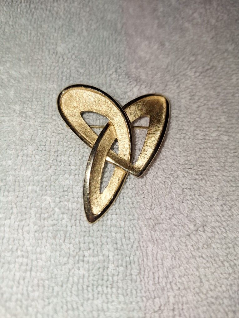 Gold Toned Brooch