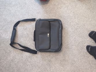 New Targus Laptop Bag 