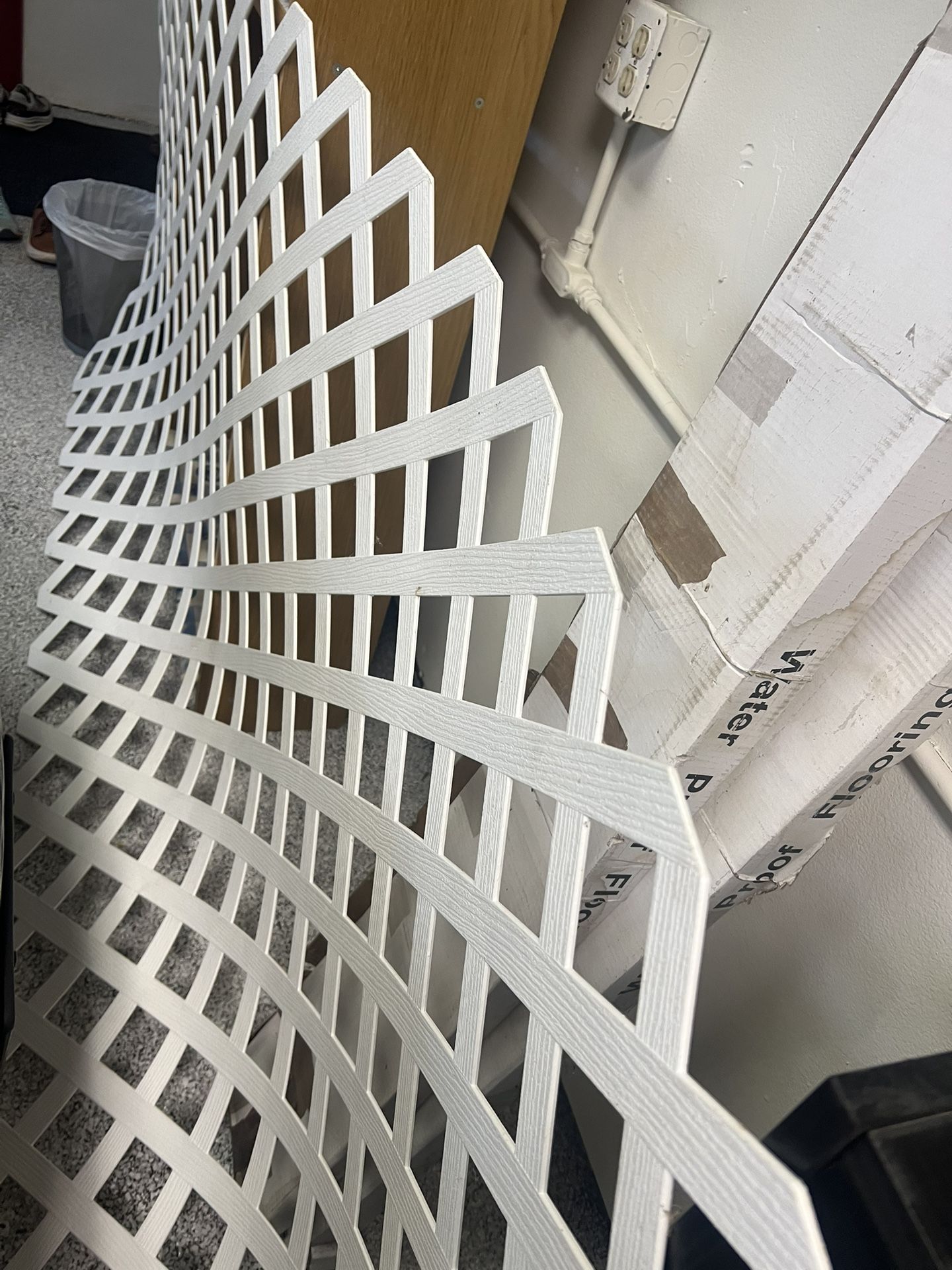 New White Garden Plastic Lattice