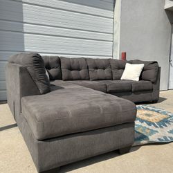 Ashley Tufted Sectional (Free delivery) 