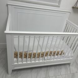 Baby Crib 