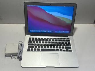 MacBook Air (13-inch 2013 ) Core i5 / Memory 4 GB Ram / Storage 256 SSD Comes With Charger 