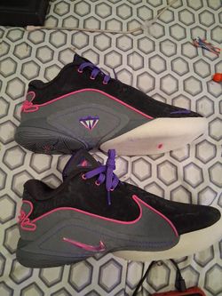 LeBron "BLACKOUT" 11.5 glow in the dark
