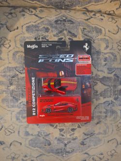 Maisto Speed Icons Ferrari 812 Competizione in red.