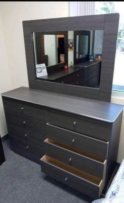 8 Drawer grey With Mirror