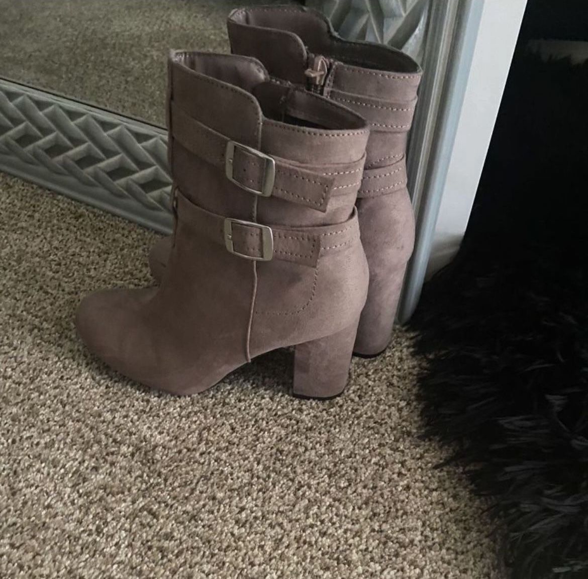 Women’s Boots