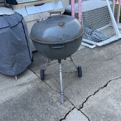 22” Weber Grill