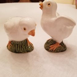 Ceramic Decorative Chicks