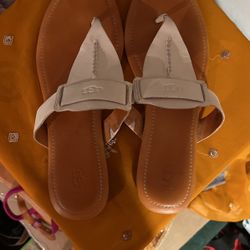 White Leather Ugg Sandals Size  10. 