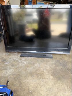 42” insignia tv