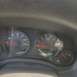 Red Jeep Compass 2012