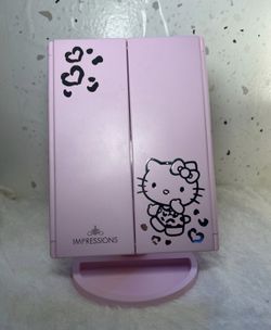 Impressions Hello Kitty Trifold Mirror