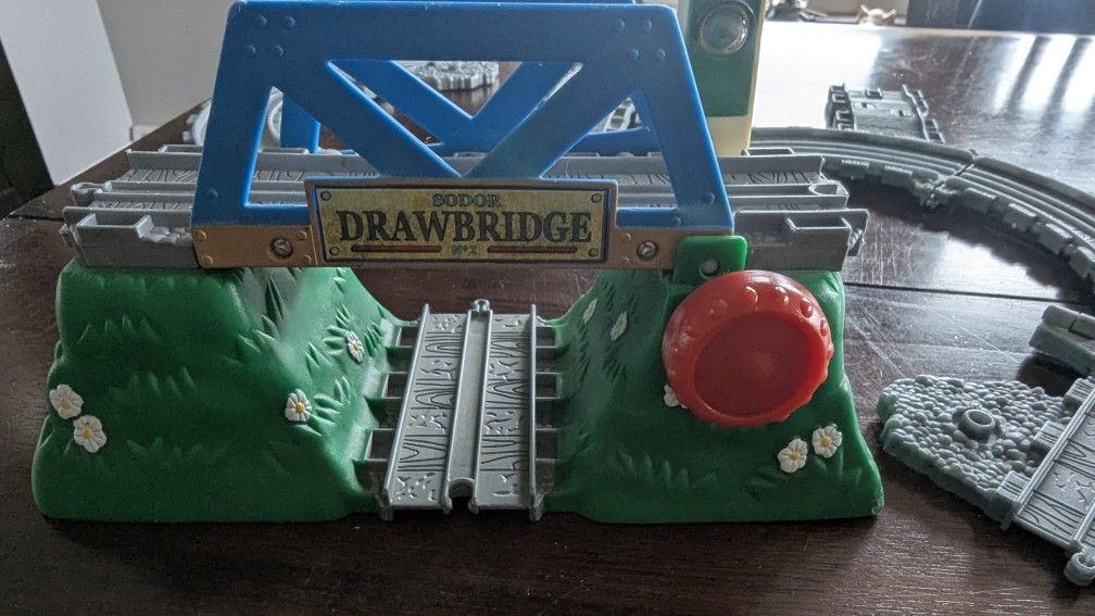 Thomas Track And Bridge