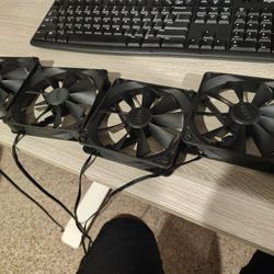 4 120mm NZXT Case Fans