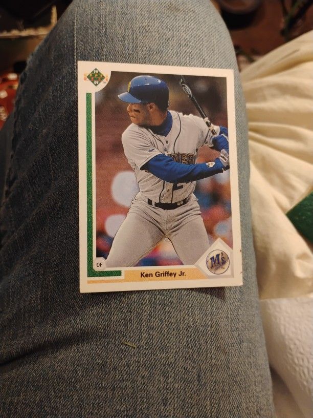 Ken Griffey Jr Baseball Card
