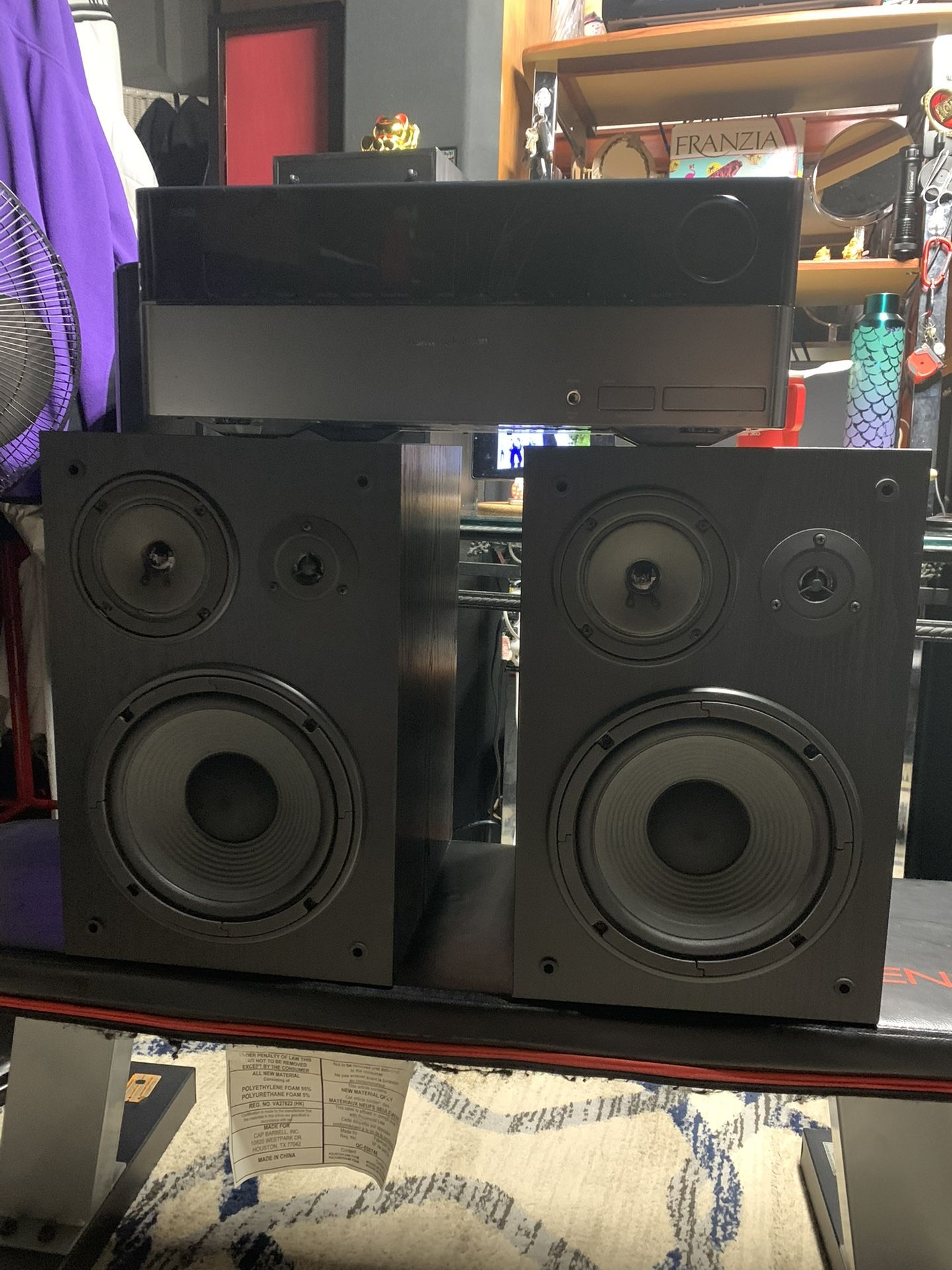 Nice Harman kardon avr 2600 HDMI receiver with Yamaha NS-A 635A bookshelf speaker