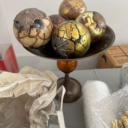 Antique Decoration Ball And Standing Bowl