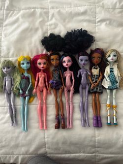 Monster high dolls