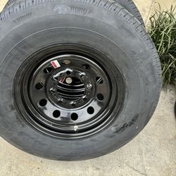 4 Trailer Tires 235x80-16 10 Ply With Rim $520