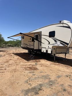 2021 Starcraft 5th wheel