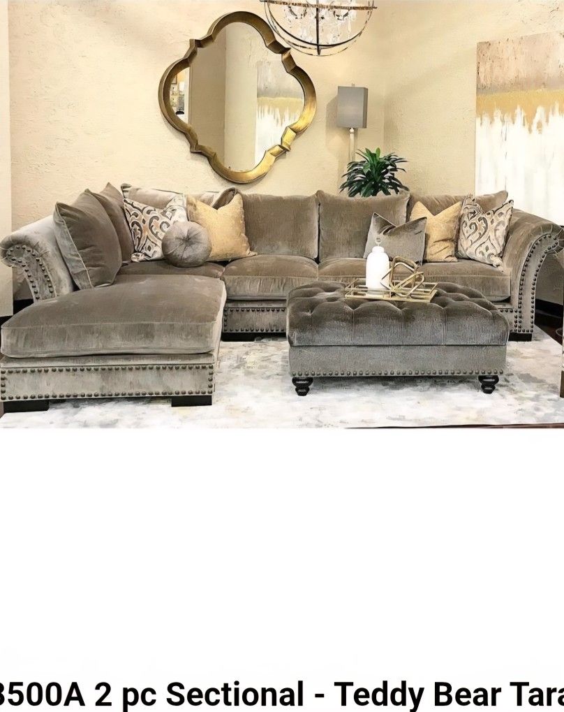 Designer Sectional + FREE DELIVERY