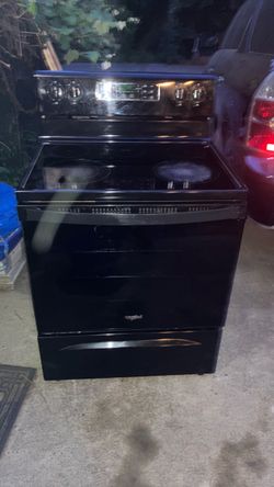 Whirlpool black electric stove