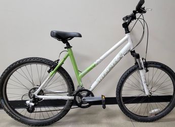 Adult trek Bike 3700