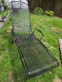 Rod Iron lounge chair