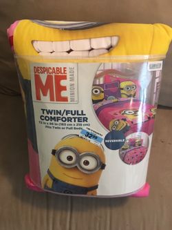 Despicable ME twin/full comforter