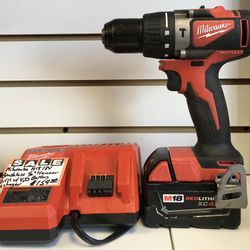 Milwaukee M18 18V Brushless 1/2” Hammer Drill W/ 4.0 Battery & Charger 