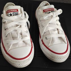 Also pair of Converse for kids decent condition size 12