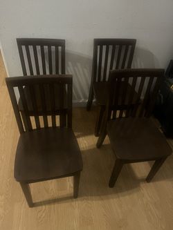 Pottery Barn Kids 4 Wood Chairs