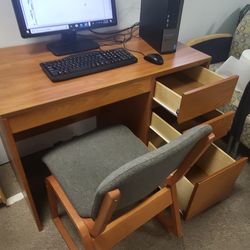 COMPLETE DESK WITH COMPUTER SET-UP (READ EVERYTHING)