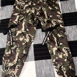 Bape Cargos