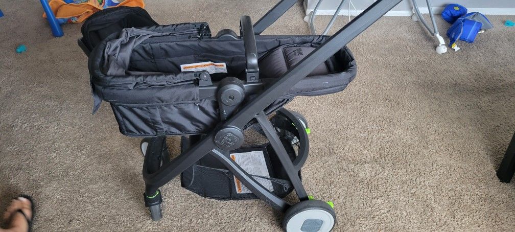 Riva Stroller, Carriage And Infant Carseat
