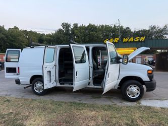 2011 Ford E-250