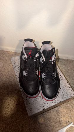 2019 Air Jordan 4 Retro Bred GS Size 9.5