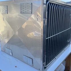 Stainless Steel Pet Kennel